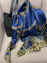 Load image into Gallery viewer, Fashion Scarf